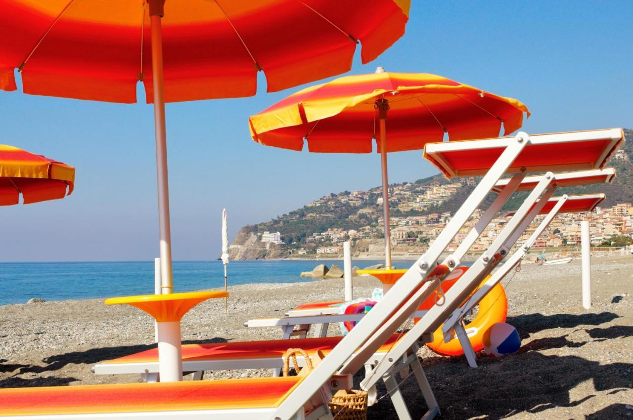 Camping Villaggio Calanovella *